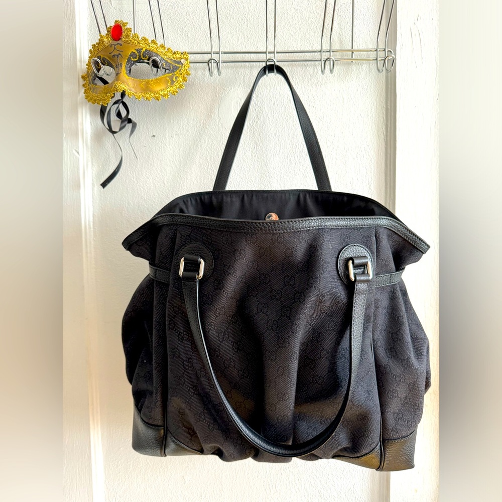 Gucci large shoulder bag
